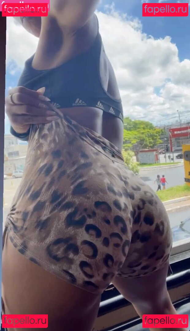MC Naninha Nude Onlyfans Photo 14