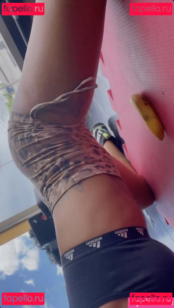 MC Naninha Nude Onlyfans Photo 4