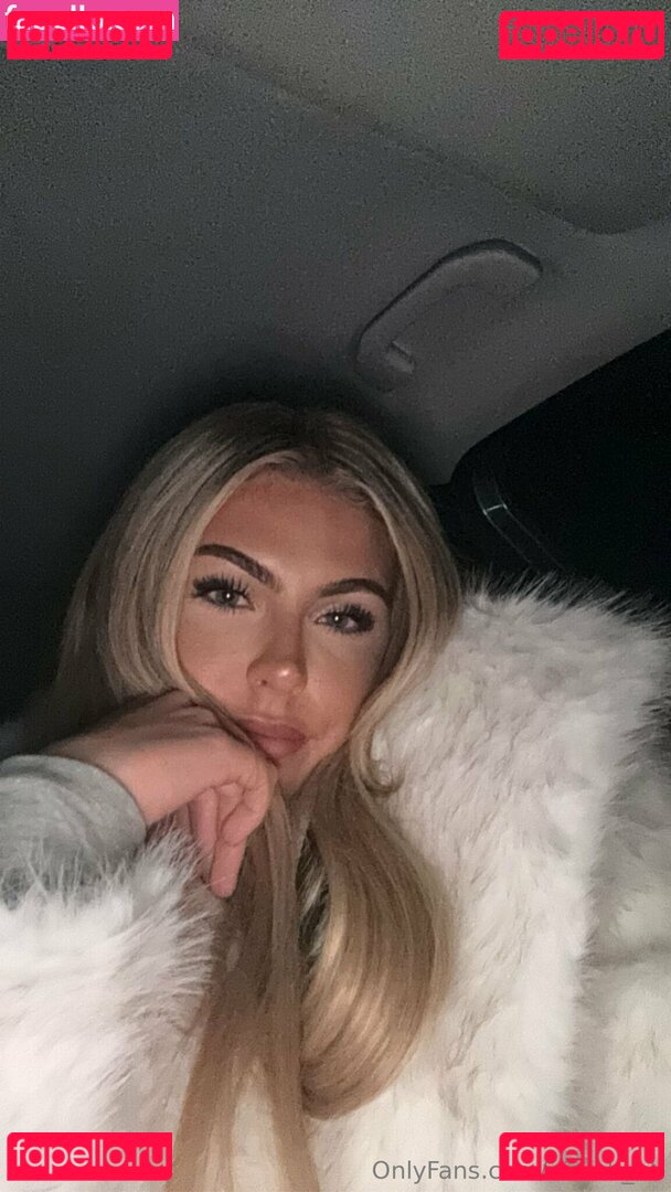 Niamh UK Nude Onlyfans Photo 18