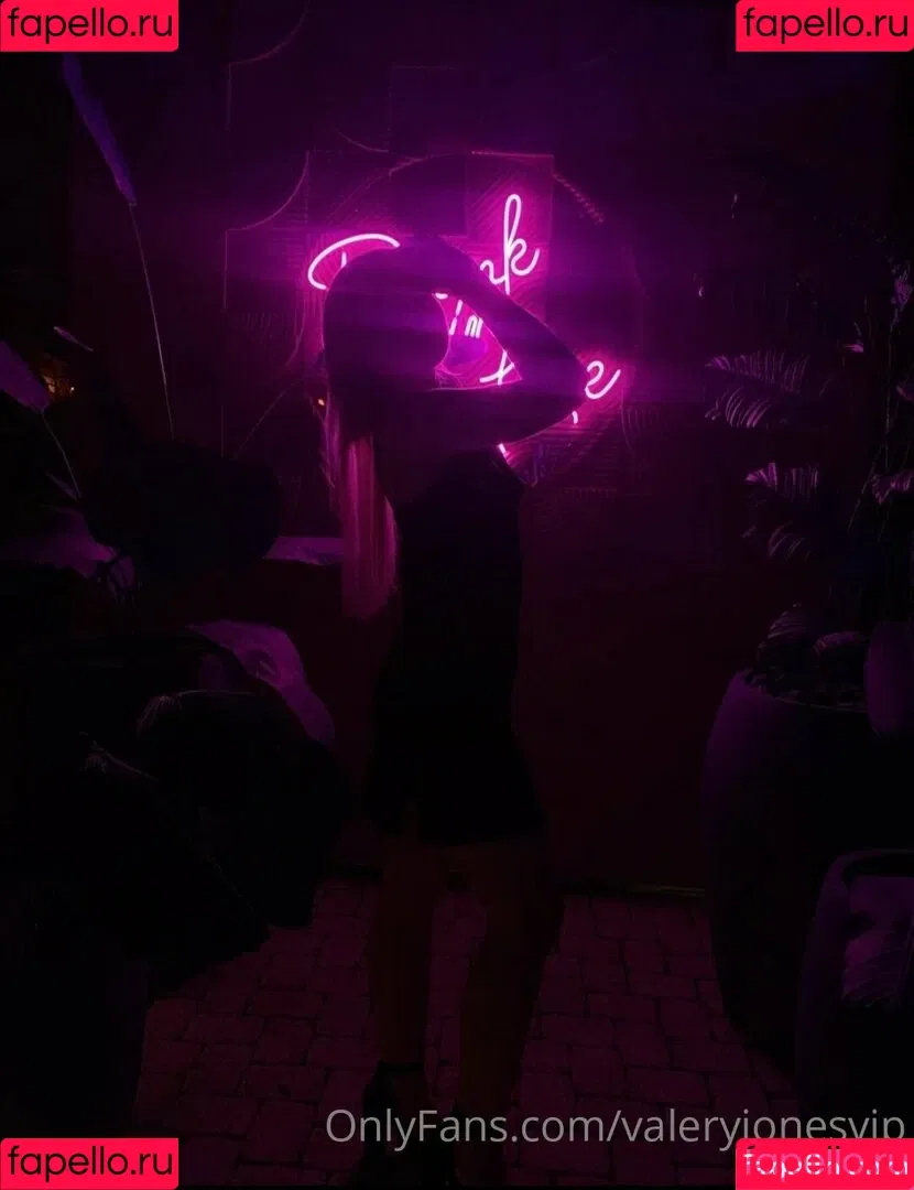 valeryjonesvip Onlyfans Photo Gallery 