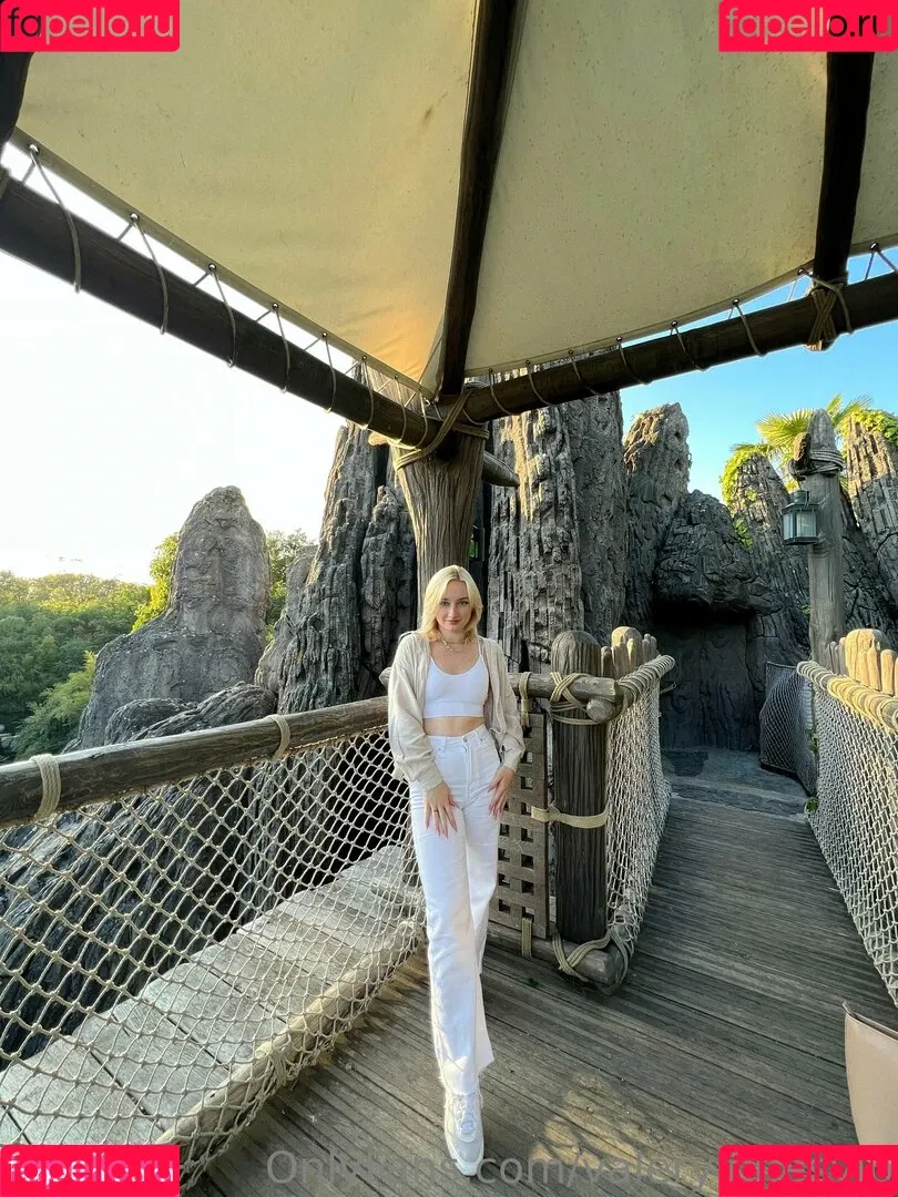 valeryjonesvip Onlyfans Photo Gallery 