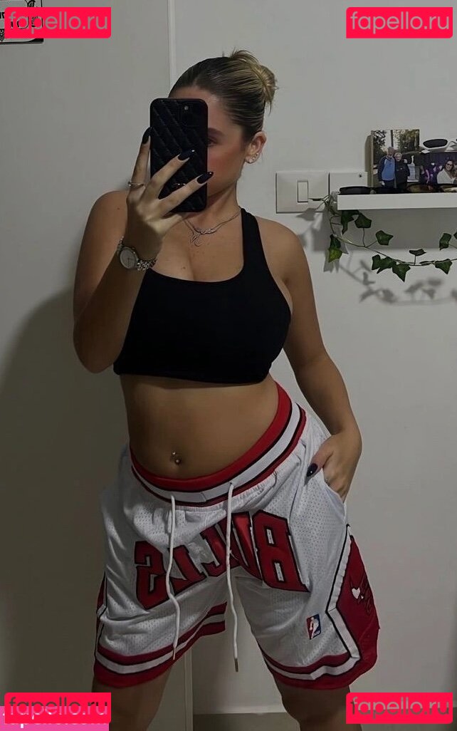 noaperetss Nude Onlyfans Photo 35