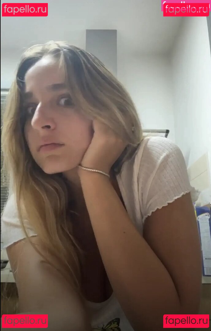 noaperetss Nude Onlyfans Photo 8