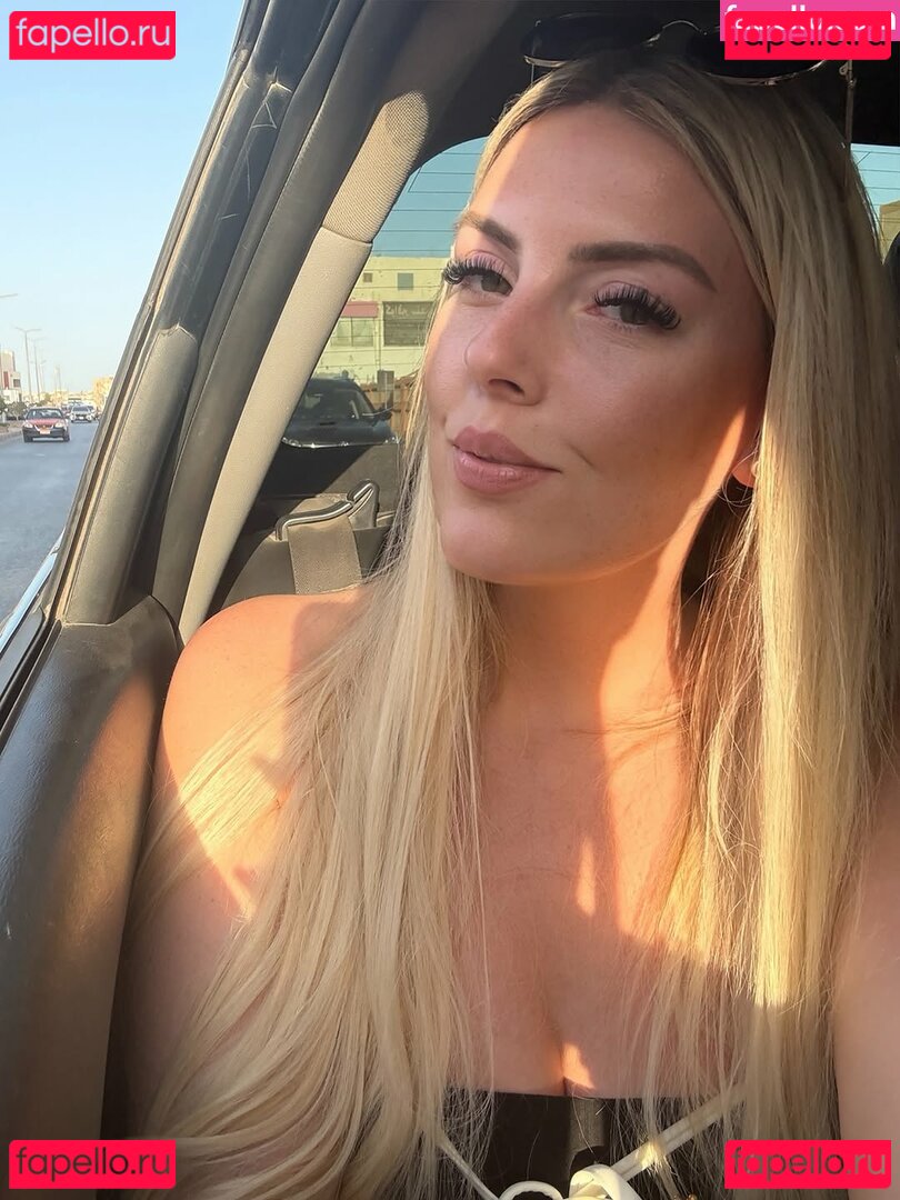 Pia Wagner Nude Onlyfans Photo 10