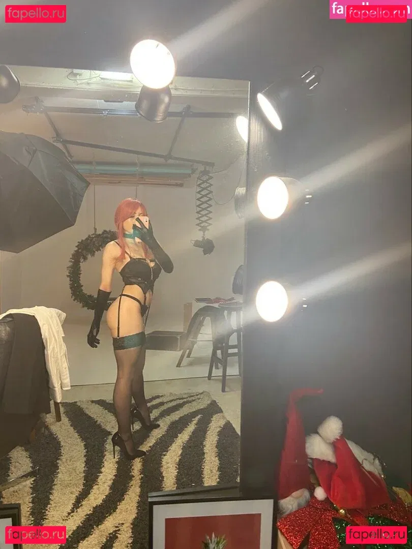 Athena Cosplay Onlyfans Photo Gallery 