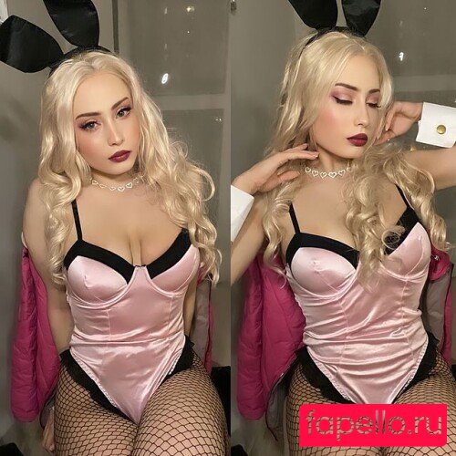 Athena Cosplay Onlyfans Photo Gallery 