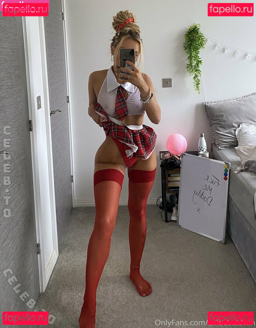 Chloe Baldwin Nude Onlyfans Photo 7