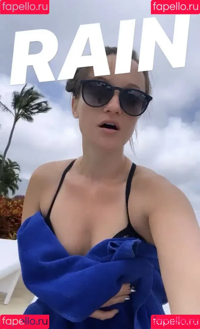 Jenna Ezarik Onlyfans Photo Gallery 