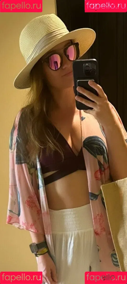 Jenna Ezarik Onlyfans Photo Gallery 