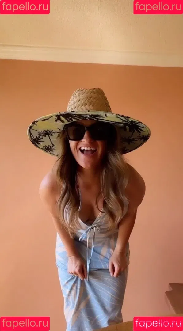 Jenna Ezarik Onlyfans Photo Gallery 