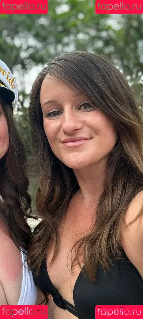 Jenna Ezarik Onlyfans Photo Gallery 