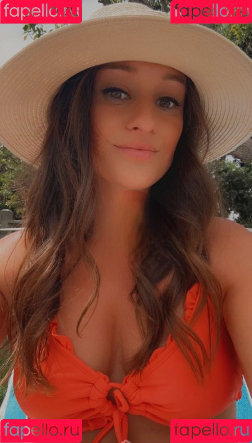 Jenna Ezarik Onlyfans Photo Gallery 