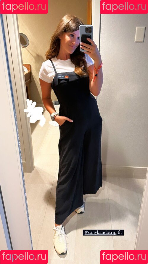 Jenna Ezarik Onlyfans Photo Gallery 