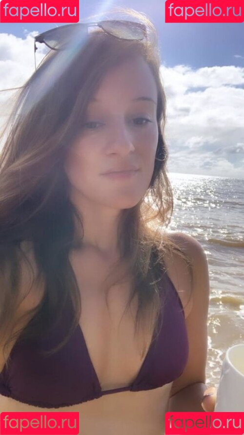 Jenna Ezarik Onlyfans Photo Gallery 