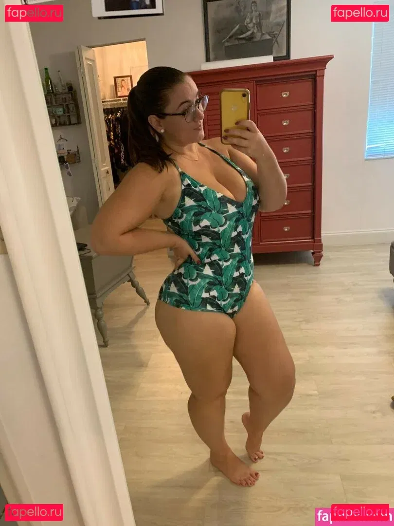 Tiffany Cappotelli Onlyfans Photo Gallery 