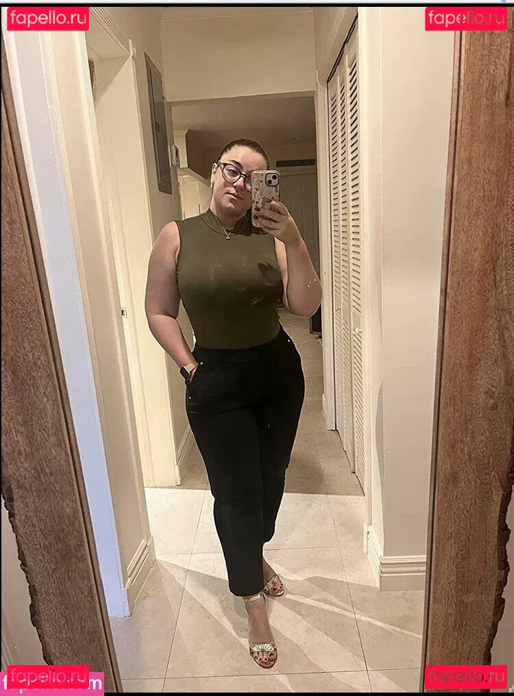 Tiffany Cappotelli Onlyfans Photo Gallery 