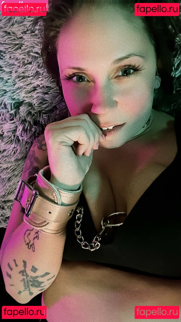 Mama Morrigyn Nude Onlyfans Photo 38