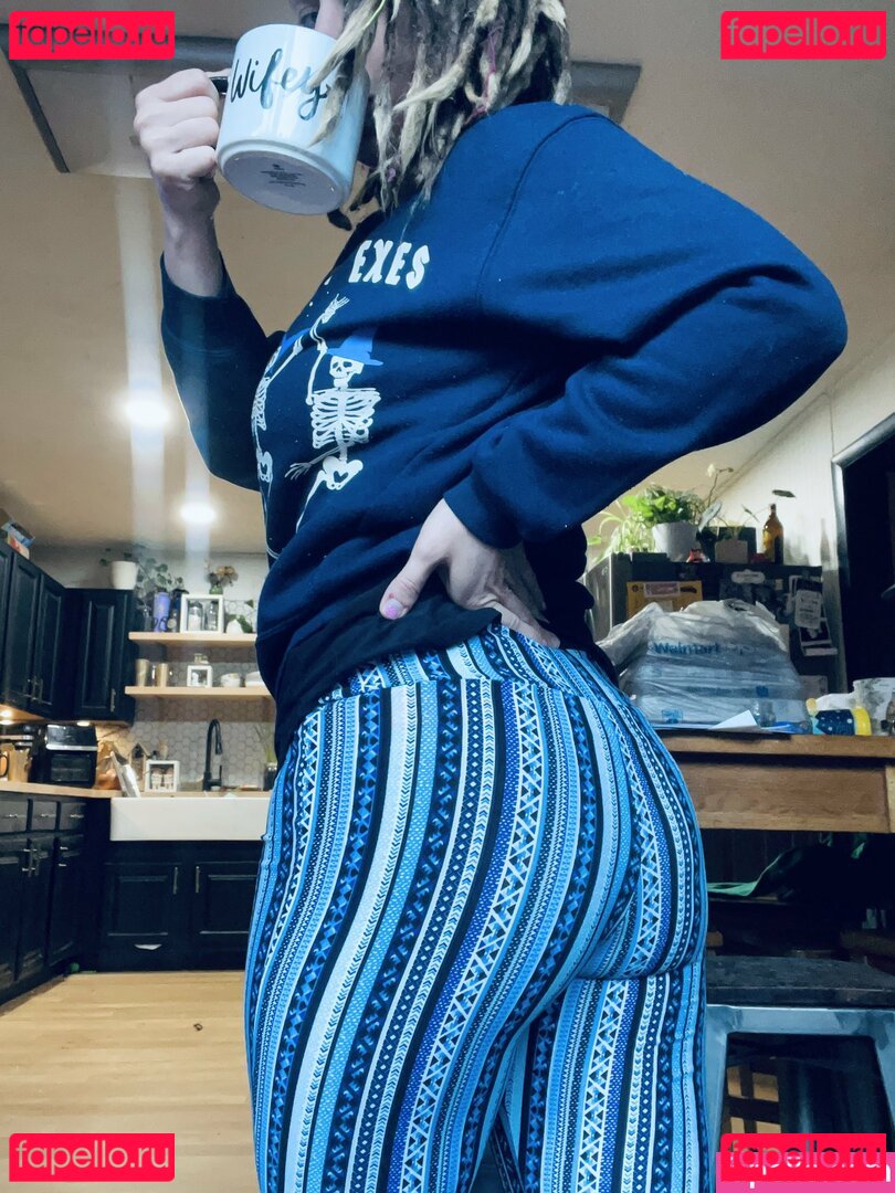 Mama Morrigyn Nude Onlyfans Photo 36