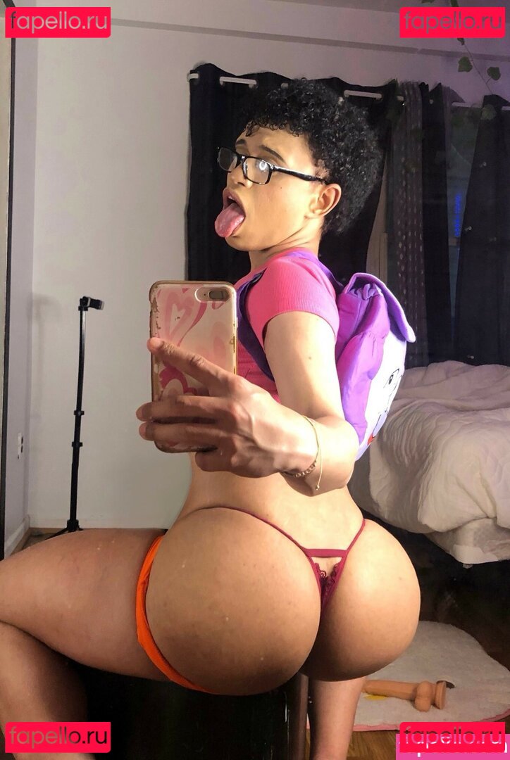 kenitique Nude Onlyfans Photo 9