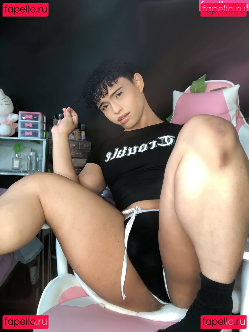 kenitique Nude Onlyfans Photo 7