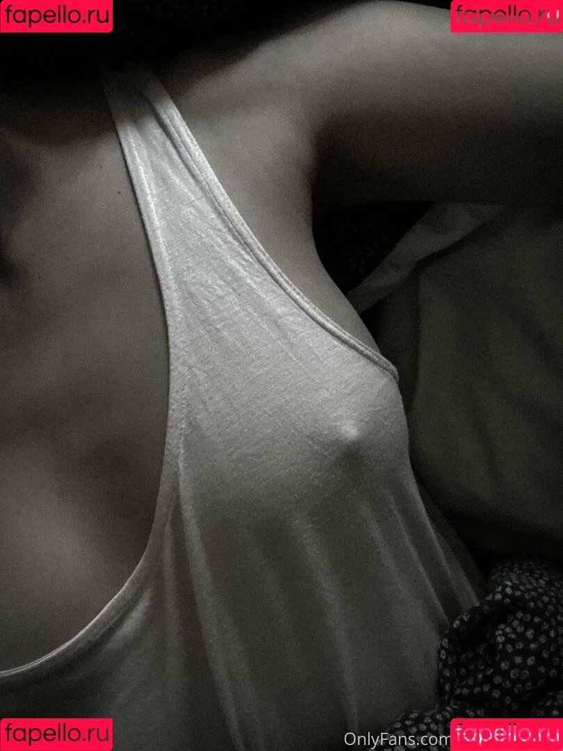 the.secretary Onlyfans Photo Gallery 