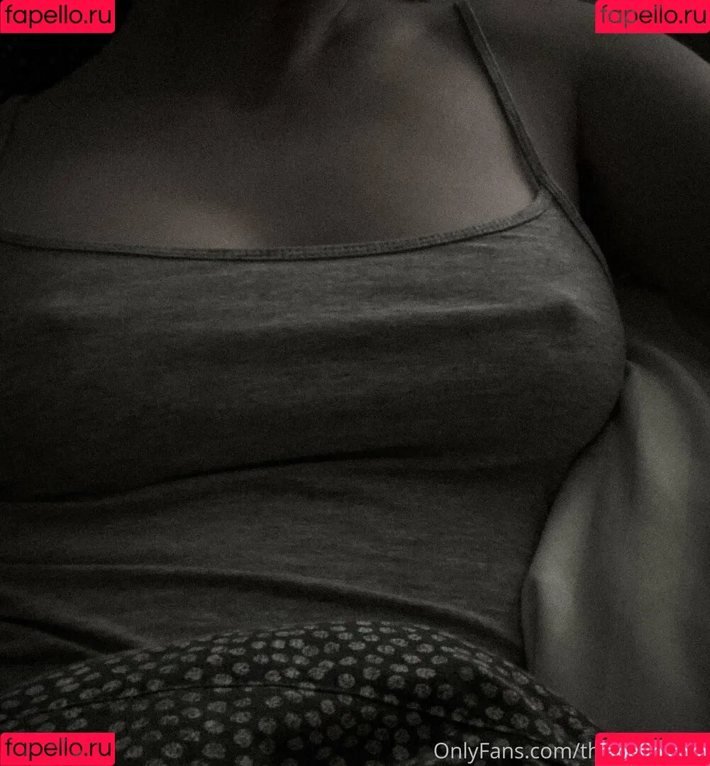 the.secretary Onlyfans Photo Gallery 