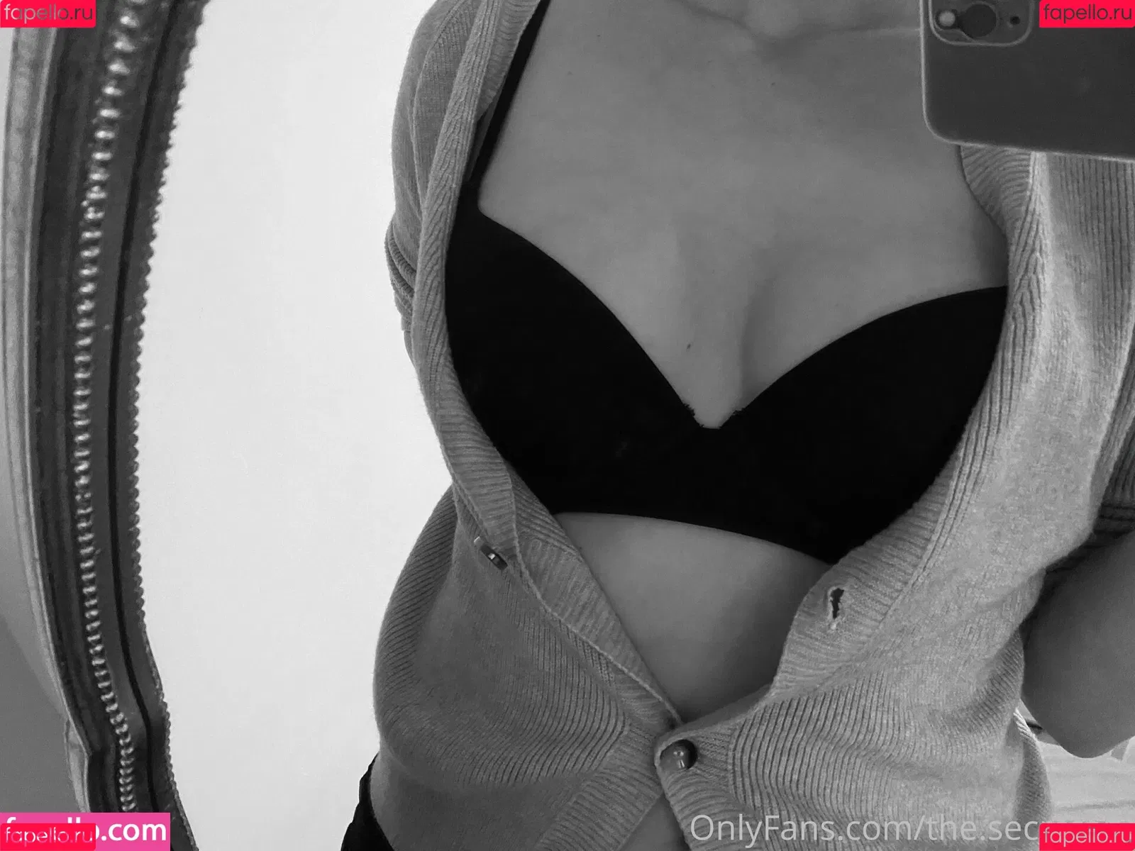 the.secretary Onlyfans Photo Gallery 