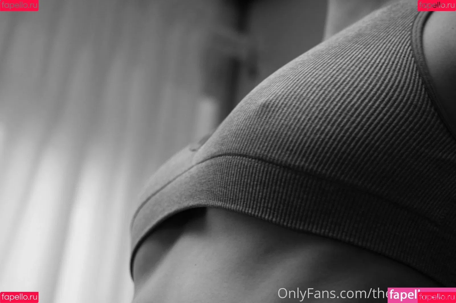 the.secretary Onlyfans Photo Gallery 
