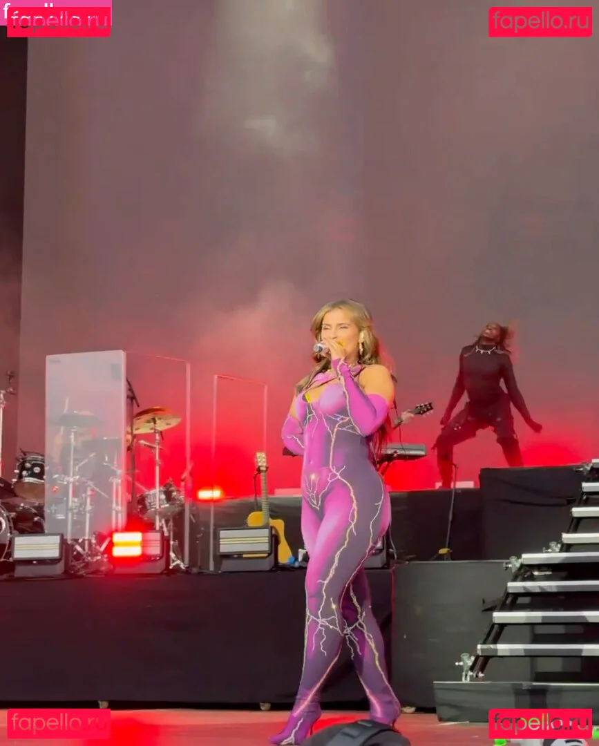 Nelly Furtado Onlyfans Photo Gallery 