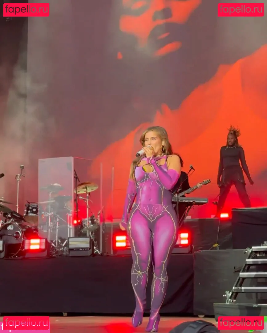 Nelly Furtado Onlyfans Photo Gallery 