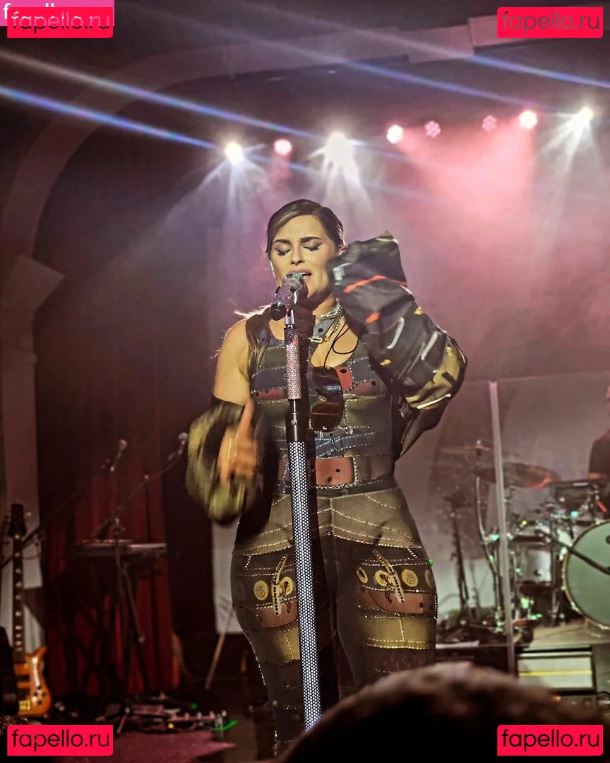 Nelly Furtado Onlyfans Photo Gallery 