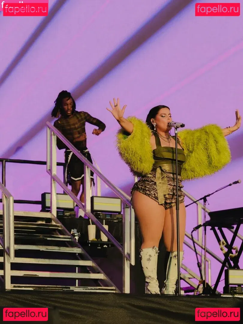 Nelly Furtado Onlyfans Photo Gallery 