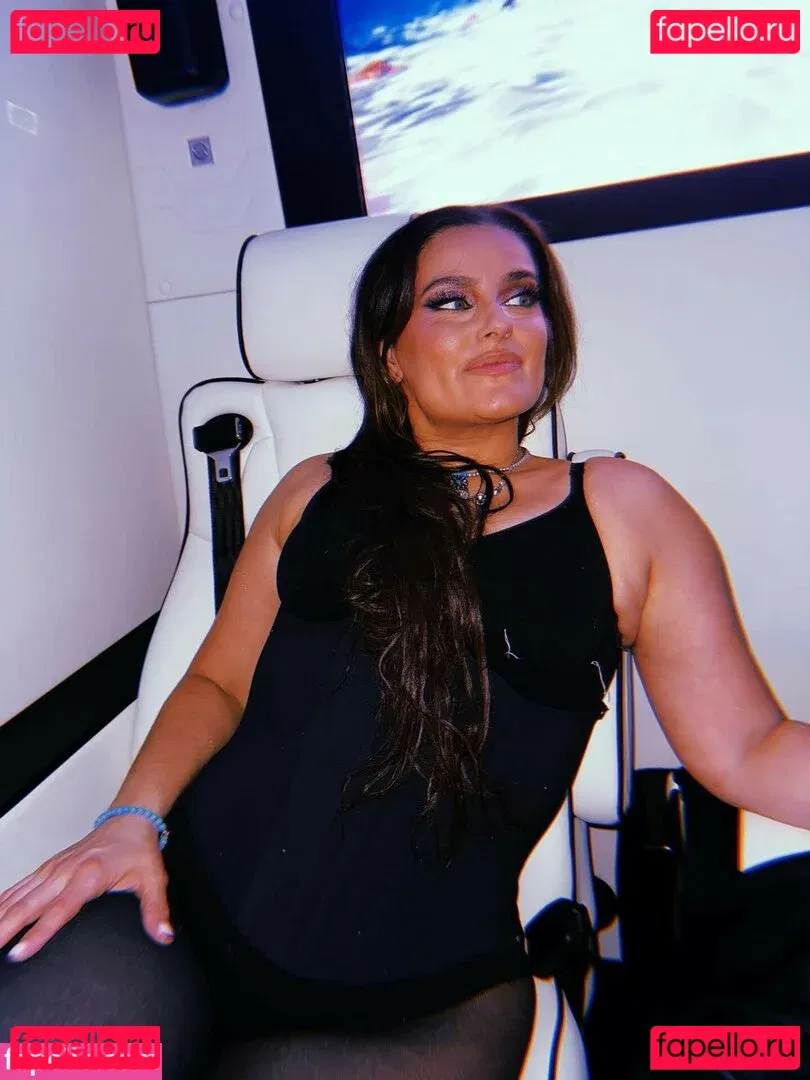 Nelly Furtado Onlyfans Photo Gallery 