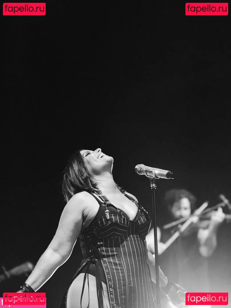 Nelly Furtado Onlyfans Photo Gallery 