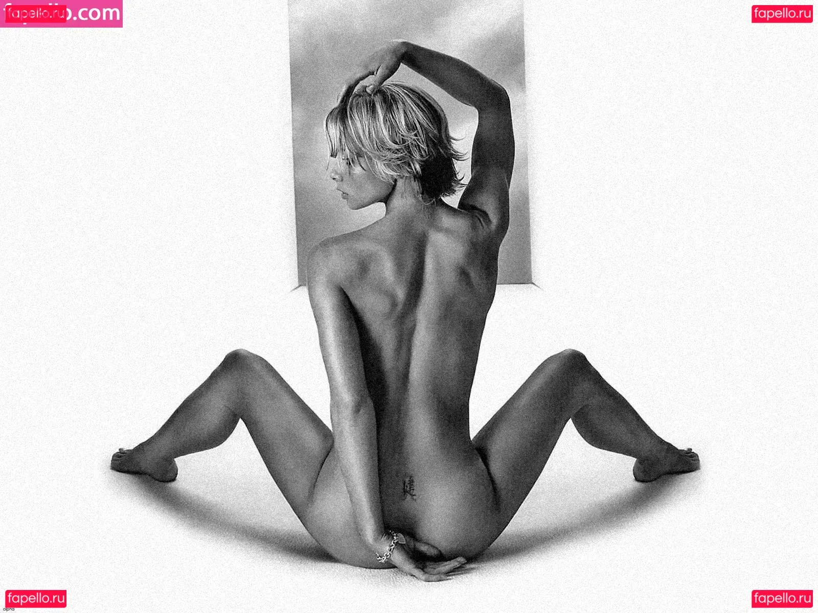 Jaime Pressly Onlyfans Photo Gallery 