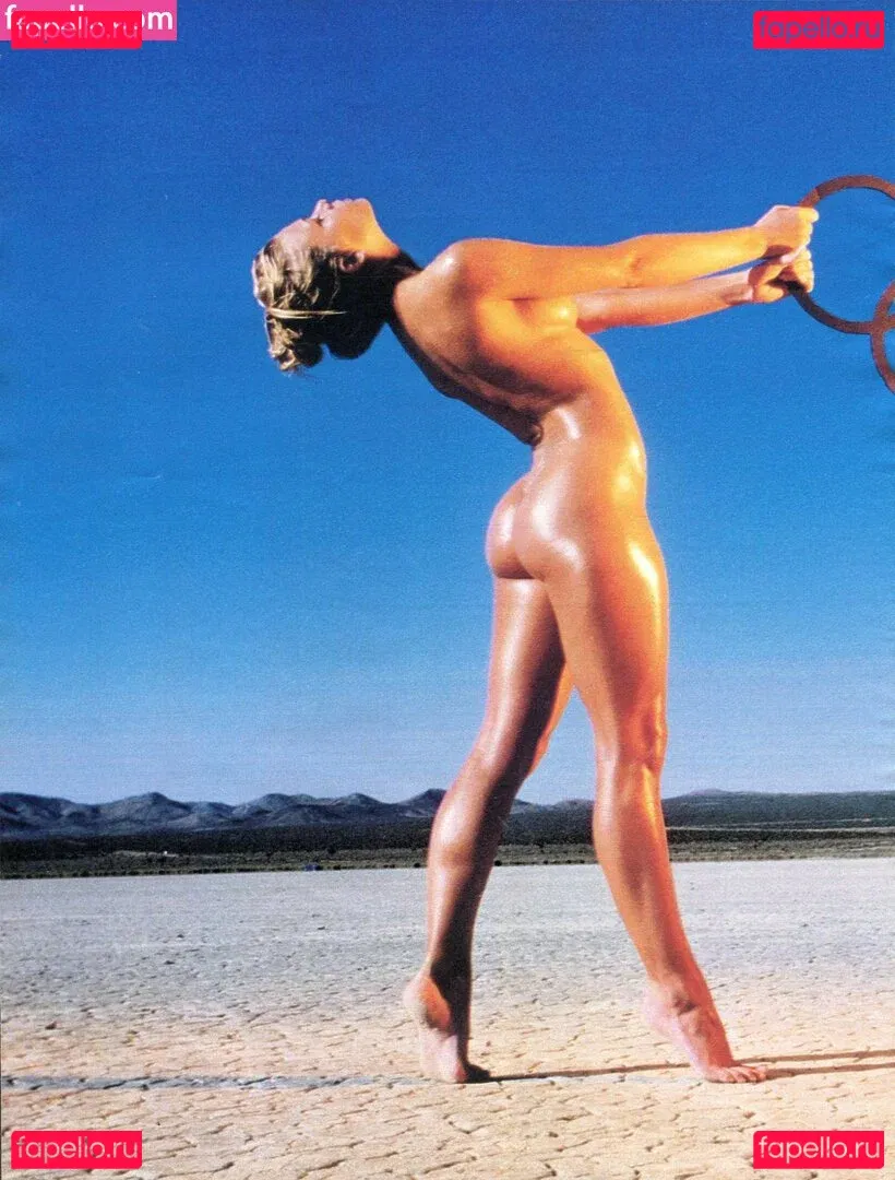 Jaime Pressly Onlyfans Photo Gallery 