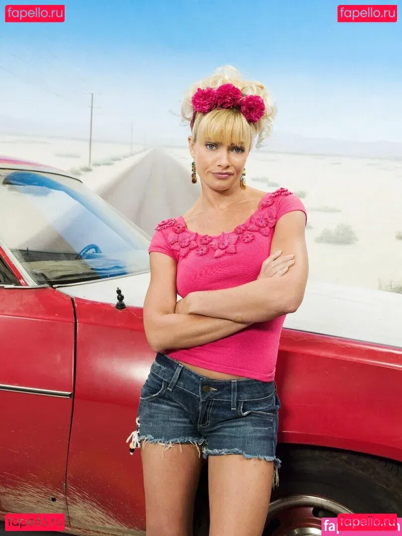 Jaime Pressly Onlyfans Photo Gallery 