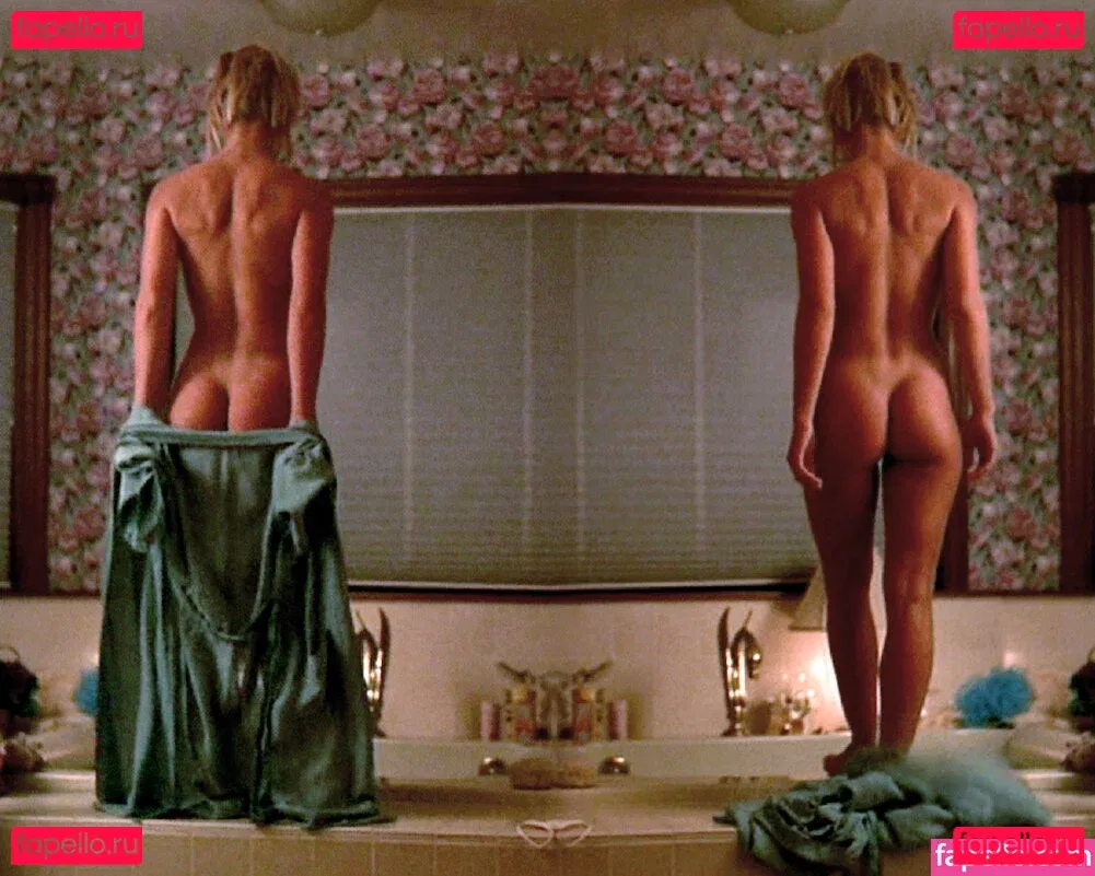 Jaime Pressly Onlyfans Photo Gallery 