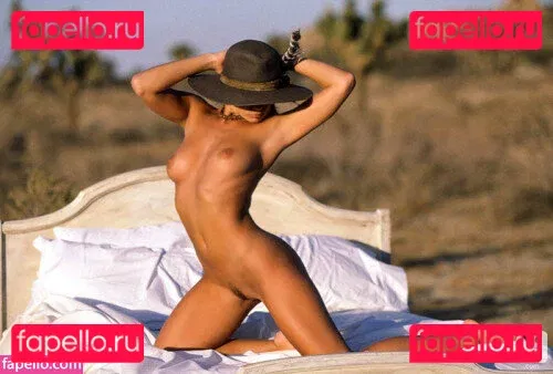 Jaime Pressly Onlyfans Photo Gallery 