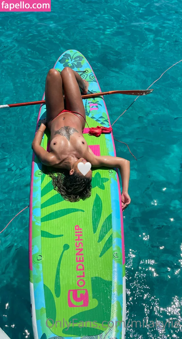 milakylie Onlyfans Photo Gallery 