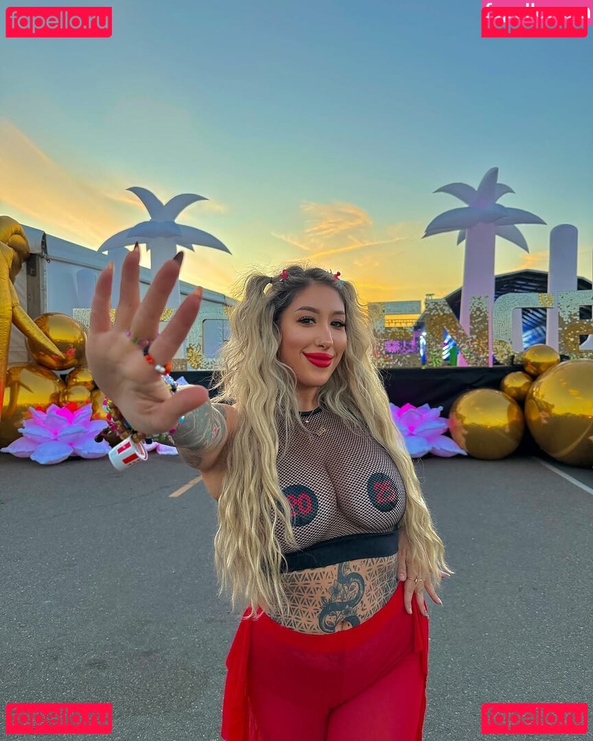 thislittylayna Nude Onlyfans Photo 5