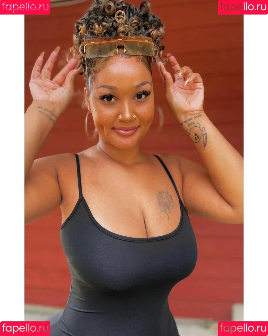 Darla Shuttlesworth Onlyfans Photo Gallery 