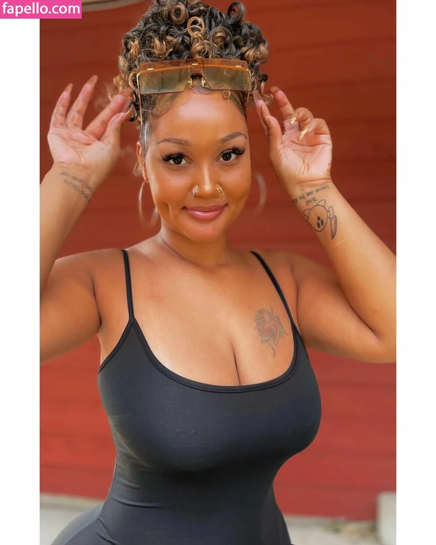 Darla Shuttlesworth Onlyfans Photo Gallery 