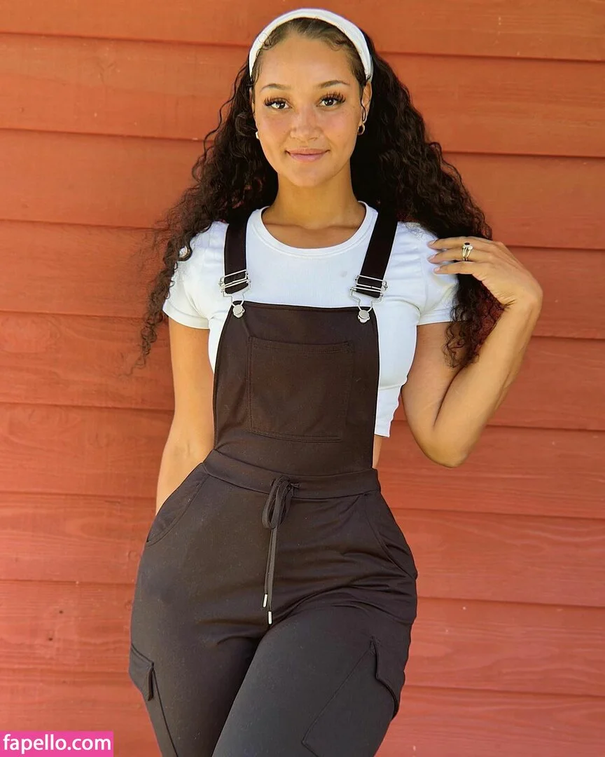 Darla Shuttlesworth Onlyfans Photo Gallery 