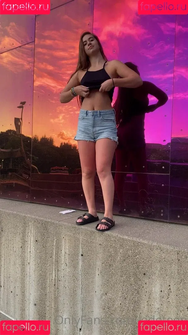 JadeTeen Onlyfans Photo Gallery 