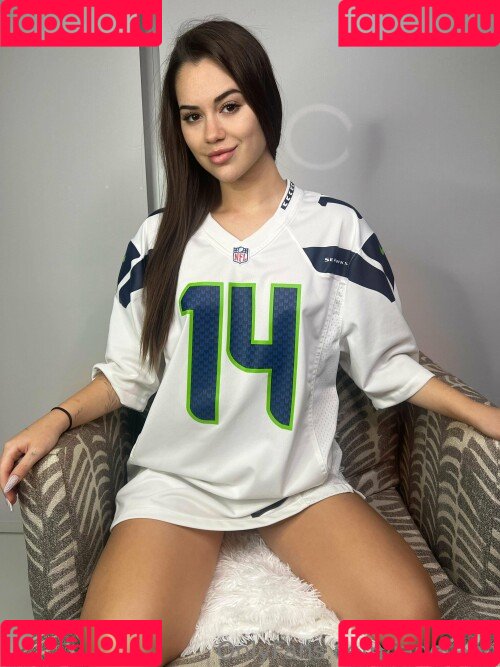 JadeTeen Onlyfans Photo Gallery 