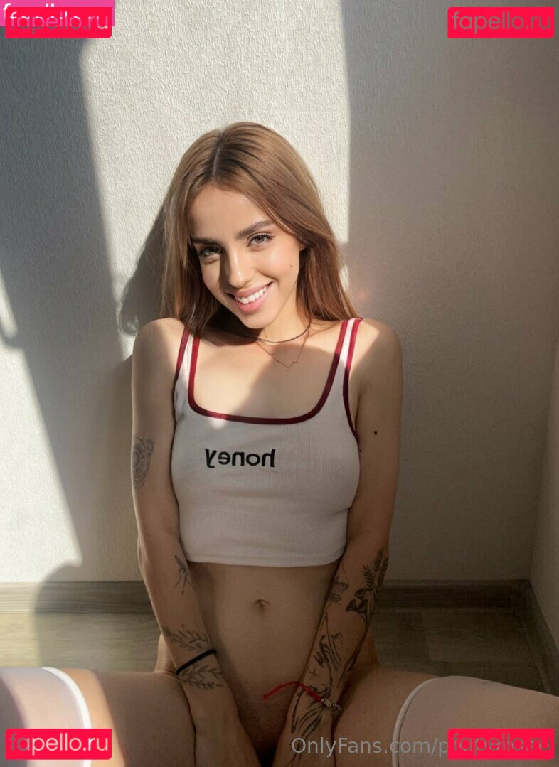 poutyrosee Nude Onlyfans Photo 13