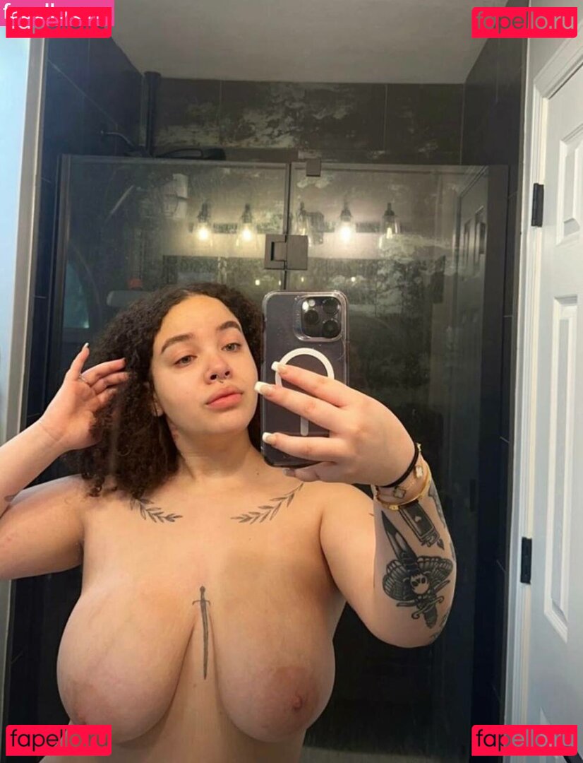 Ariana Dukes Nude Onlyfans Photo 7