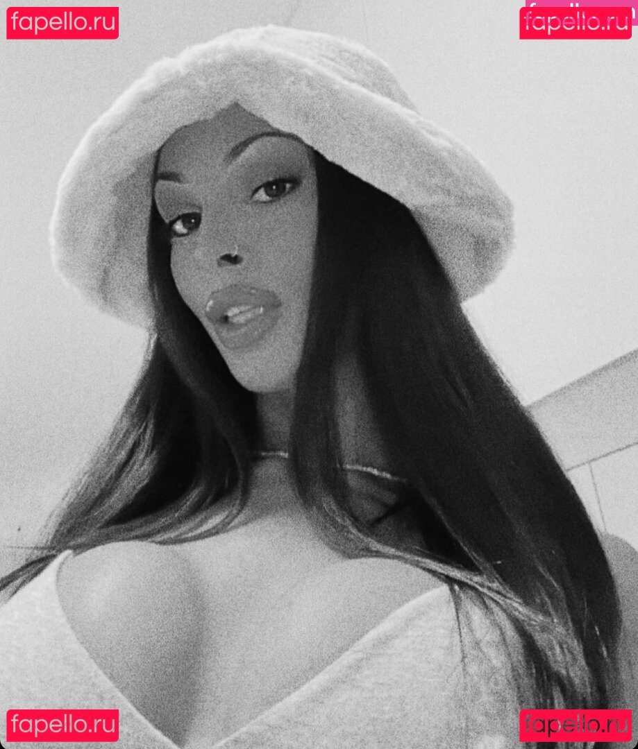 Siria Longo Nude Onlyfans Photo 44