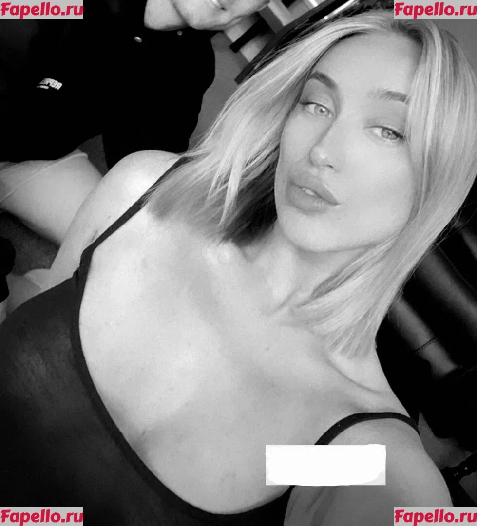 Lauren Day Onlyfans Photo Gallery 